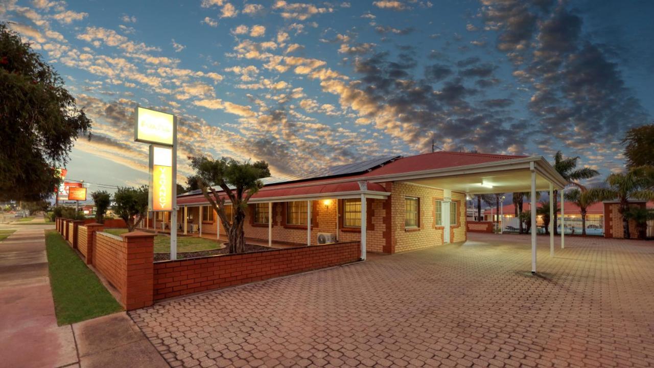 Charles Rasp Motor Inn & Cottages Broken Hill Eksteriør billede