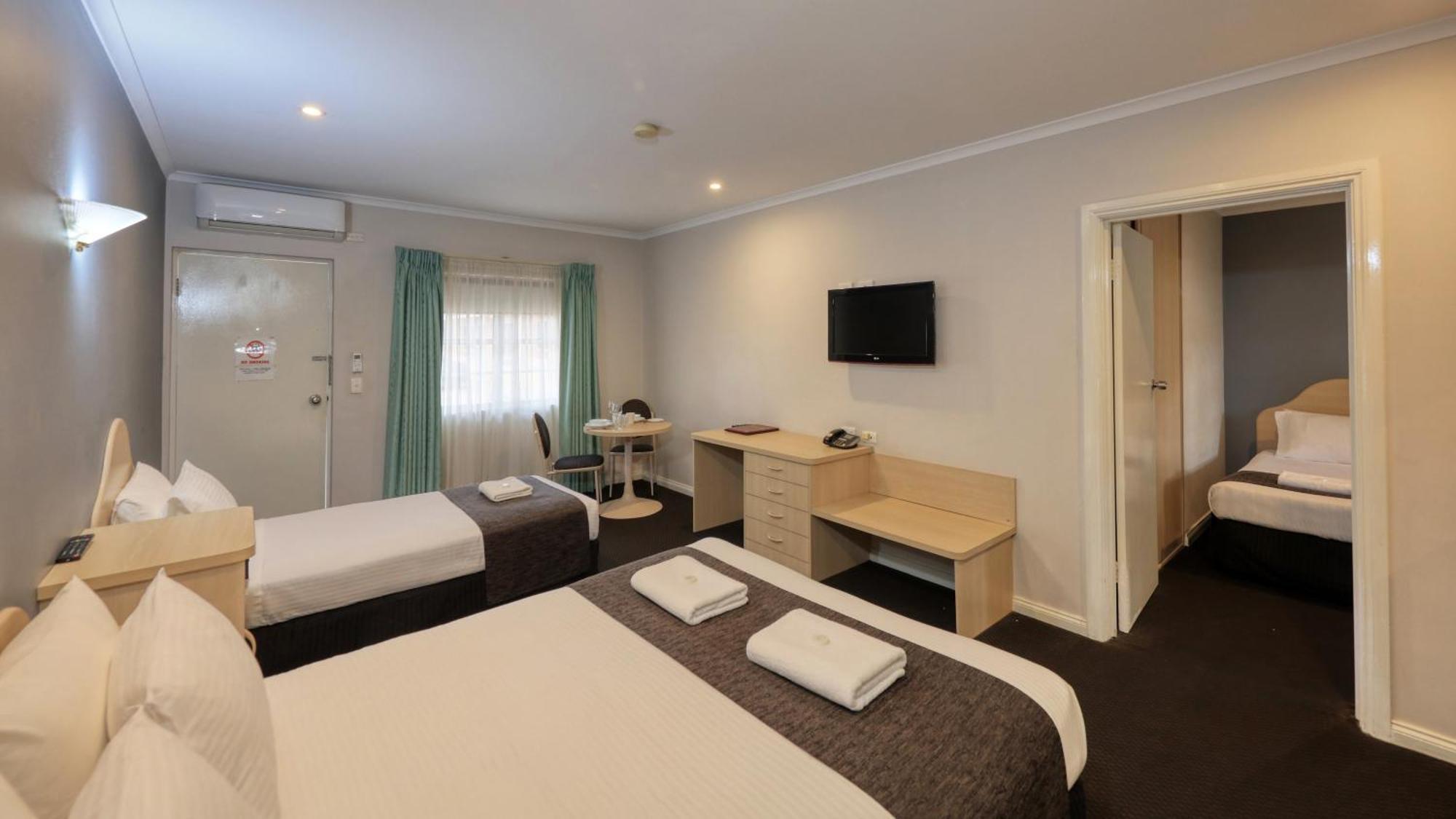 Charles Rasp Motor Inn & Cottages Broken Hill Eksteriør billede