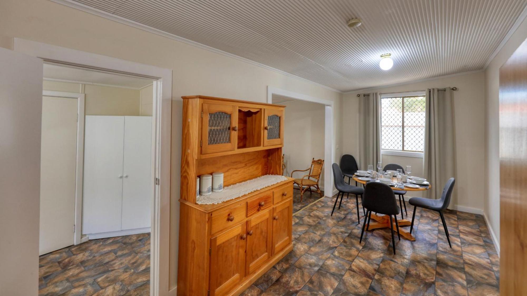 Charles Rasp Motor Inn & Cottages Broken Hill Eksteriør billede