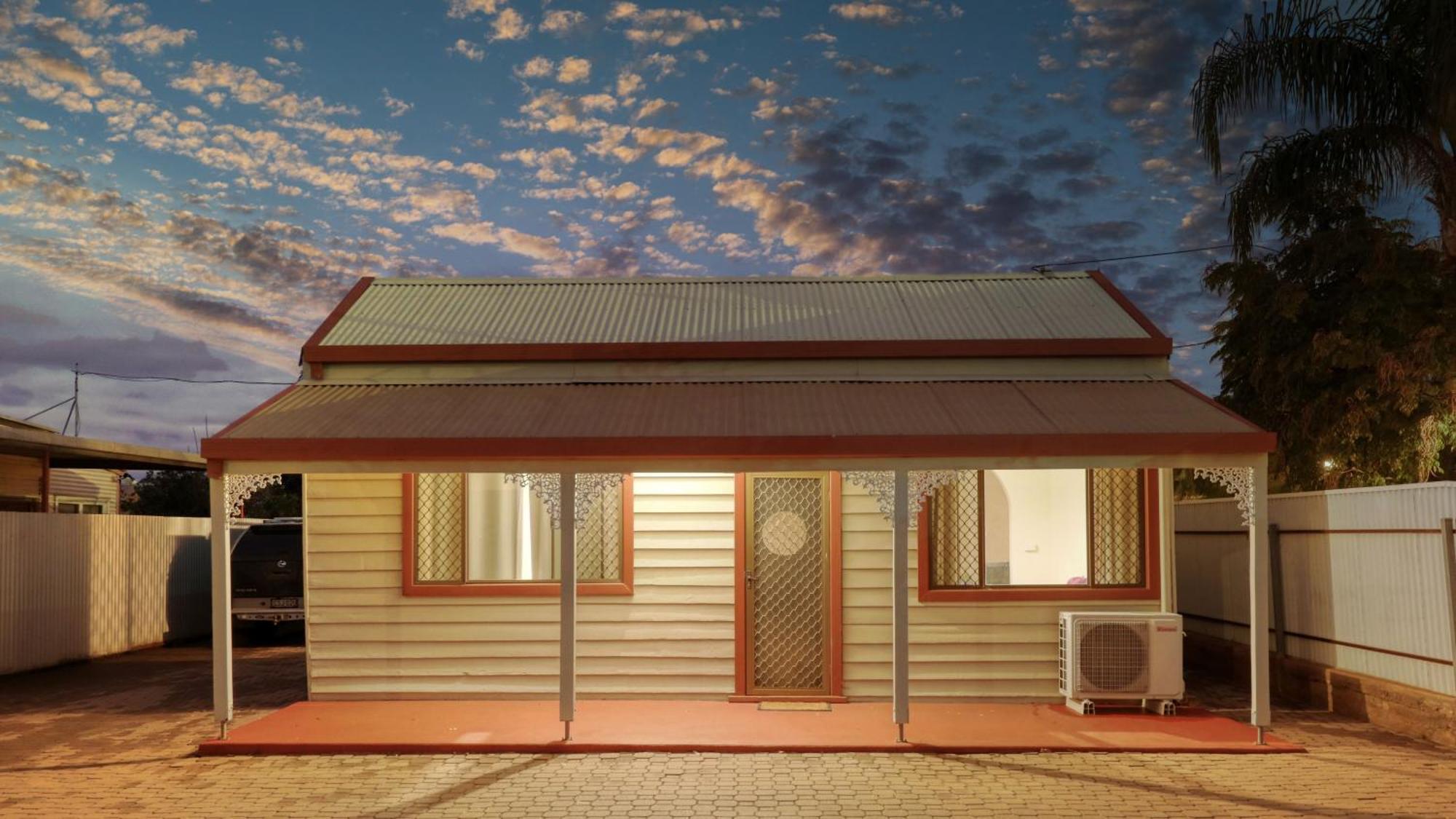 Charles Rasp Motor Inn & Cottages Broken Hill Eksteriør billede