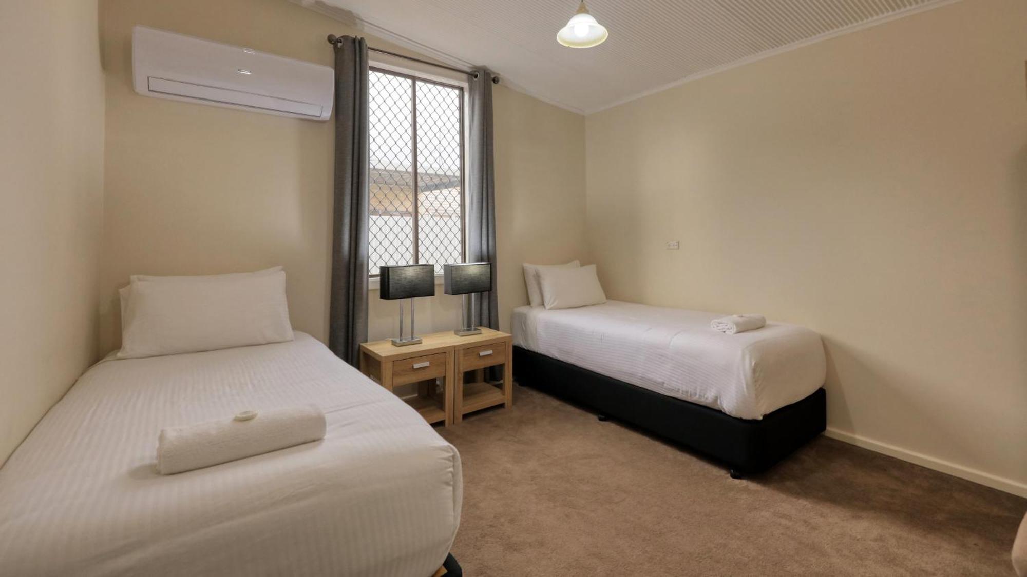 Charles Rasp Motor Inn & Cottages Broken Hill Eksteriør billede